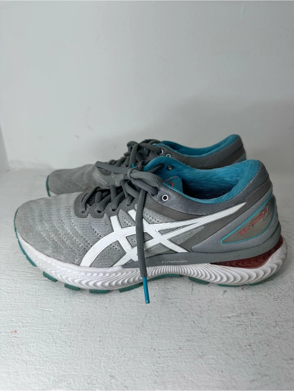 Asics Gel Nimbus 22 Womens Size 8 Running Shoes Sheetrock